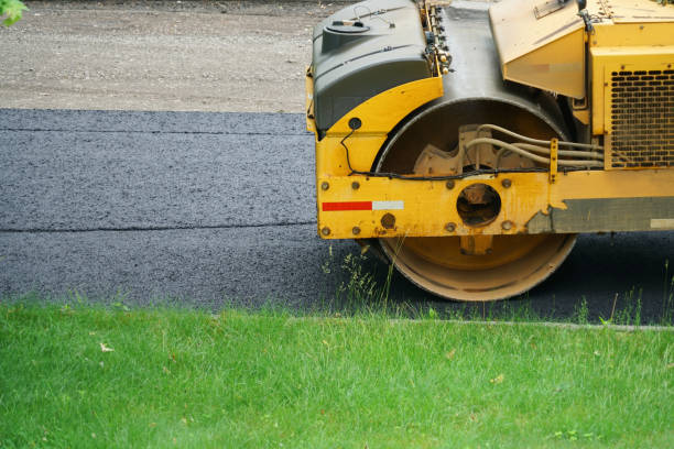 Best Local Driveway Pavers  in South Bend, WA